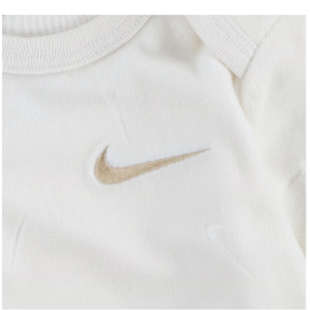 Nike Velour 2 piece set 3 months Pale Ivory NWT - Picture 3 of 8